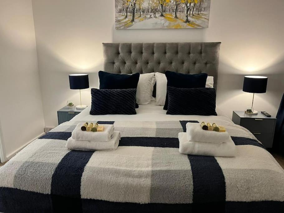 Prenton House, 3Br Close To Liverpool 버컨헤드 외부 사진